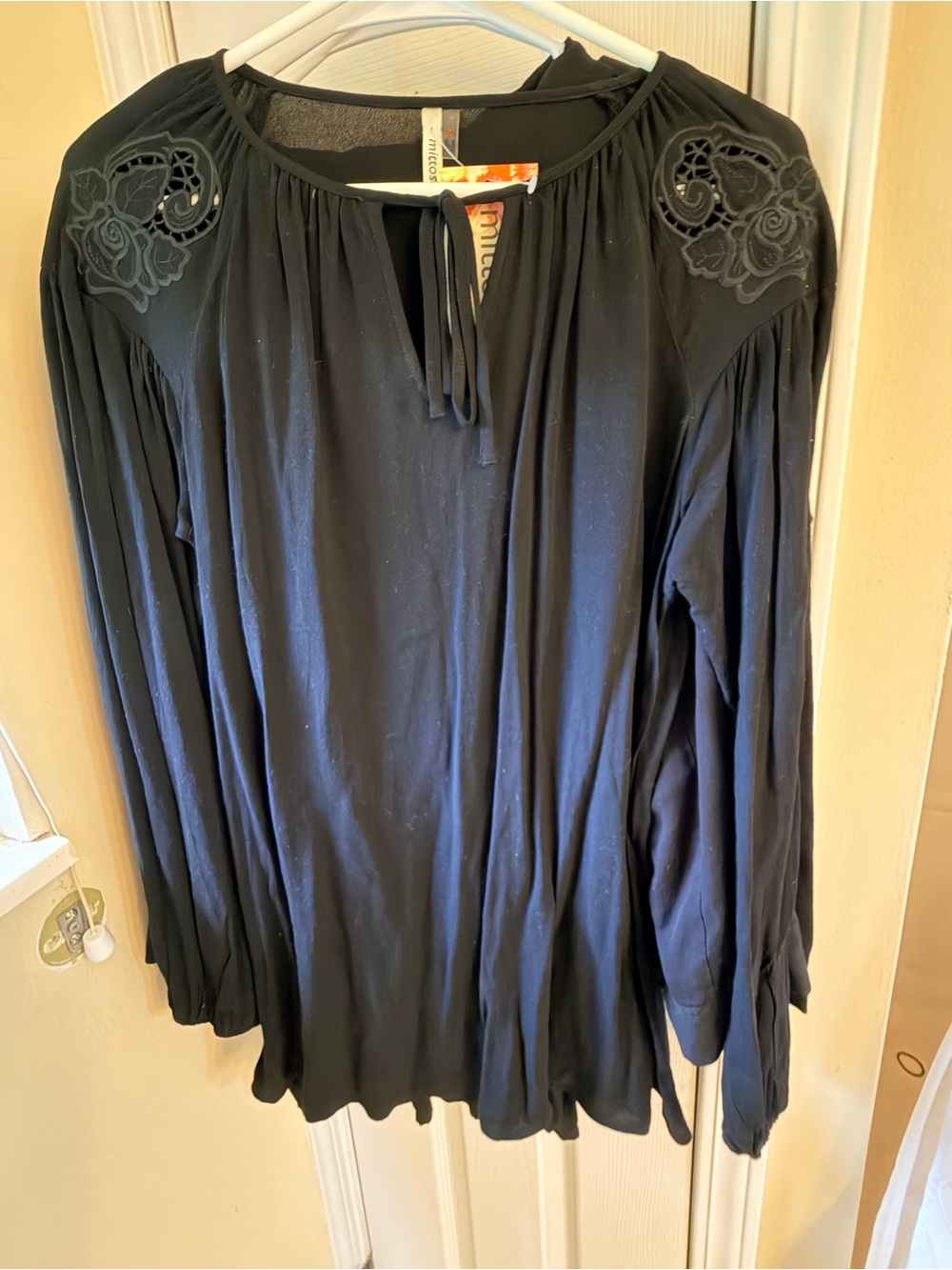 mittoshop Black Embroidered Shoulder Peasant Tunic